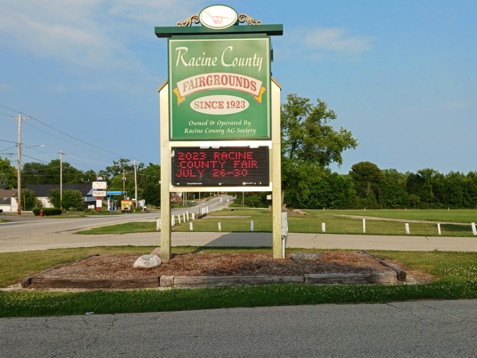 Racine_County_Fairgrounds logo